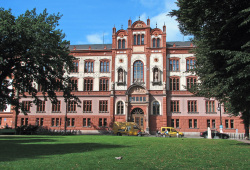 Hauptgebäude Universität Rostock