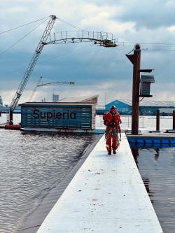 Höhenrettung auf dem Wasser - Übung am 23. April 2024.