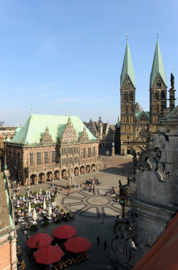 Bremer Rathaus und Rolandstatue 