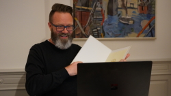Virtuelle Fördermittelbescheidübergabe für Planungsleistungen zum Bau der Warnowbrücke an Oberbürgermeister Claus Ruhe Madsen