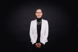 Dr. Susanne Knuth