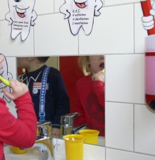 Zähneputzen Zähneputzen