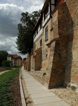 Stadtmauer an der Nikolaikirche