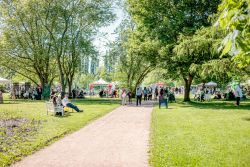 Picknick im Stadtgrün 2022 im Park am Fischerdorf