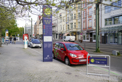 Es ist der Mobilpunkt am Gertrudenplatz zu sehen.