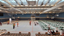 Katastrophenschutzübung: Aufbau einer Notunterkunft