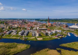 Blick aufs Petriviertel und Altstadt