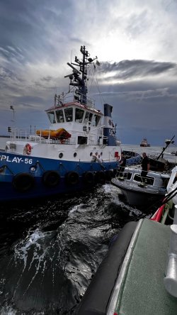 Einsatz der Berufsfeuerwehr auf der Ostsee.