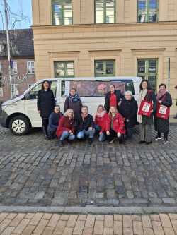 Equal-Pay-Day 2025 Gruppenfoto