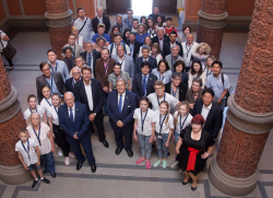 Teilnehmerinnen und Teilnehmer während des 3. Internationalen Symposiums des Netzwerkes „Städte der Erinnerung“ am 30. Mai 2018 in der Universität Rostock 