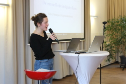 Rechtsextremismus, Internet