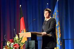 Grußwort von Oberbürgermeisterin Eva-Maria Kröger beim Empfang für die Neubürgerinnen und Neubürger am 2. Februar 2023 in der StadtHalle Rostock.