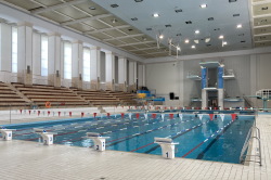 Innenansicht des Hallenschwimmbades "Neptun" Rostock.
