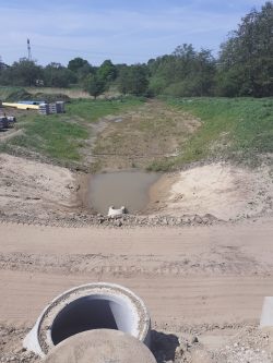 Gewässer im Kiefernweg mit Rückhaltefunktion (im Bau)