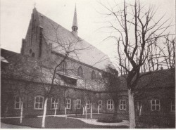 Kloster zum Heiligen Kreuz, Innenhof 1914