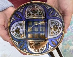 Einer der Funde am Rathaus: Lüsterware aus Valencia aus dem 15. Jahrhundert. 