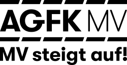Logo AGFK MV mit Claim „MV steigt auf!“