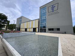 Berufliche Schule "A. Schmorell" in Rostock Lichtenhagen - Berufliche Schule "A. Schmorell" in Rostock Lichtenhagen - Front