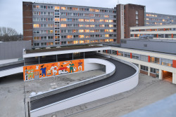 Die neue Zufahrt zum Integrierten Notfallzentrum am Klinikum Südstadt Rostock wurde am 18. Februar eingeweiht. An der Auffahrt zu sehen, das Streetart-Wandbild vom Rostocker Künstler Sebastian Volgmann. Die neue Zufahrt zum Integrierten Notfallzentrum am Klinikum Südstadt Rostock wurde am 18. Februar eingeweiht. An der Auffahrt zu sehen, das Streetart-Wandbild vom Rostocker Künstler Sebastian Volgmann.