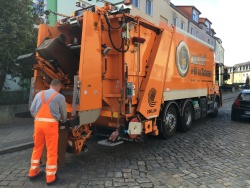 Waschwagen der Stadtentsorgung Rostock GmbH im Einsatz