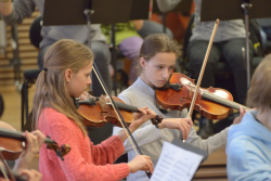 Junge Musikerinnen des Konservatoriums.
