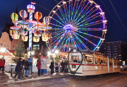 Historische  Straßenbahn Haltestelle Neuer Markt