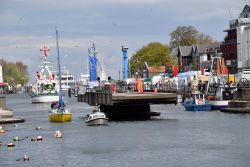  Brückendrehung am Alten Strom in Warnemünde 