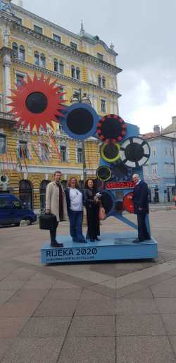 Oberbürgermeister Roland Methling trifft das Organisationsteam Kulturhauptstadt Europas 2020: Ivan Sarar, Emina Visnic, Irena Kregar Segota, Oberbürgermeister Roland Methling (v.l.n.r.)