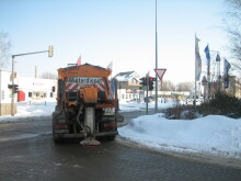 Winterdienstfahrzeug im Einsatz